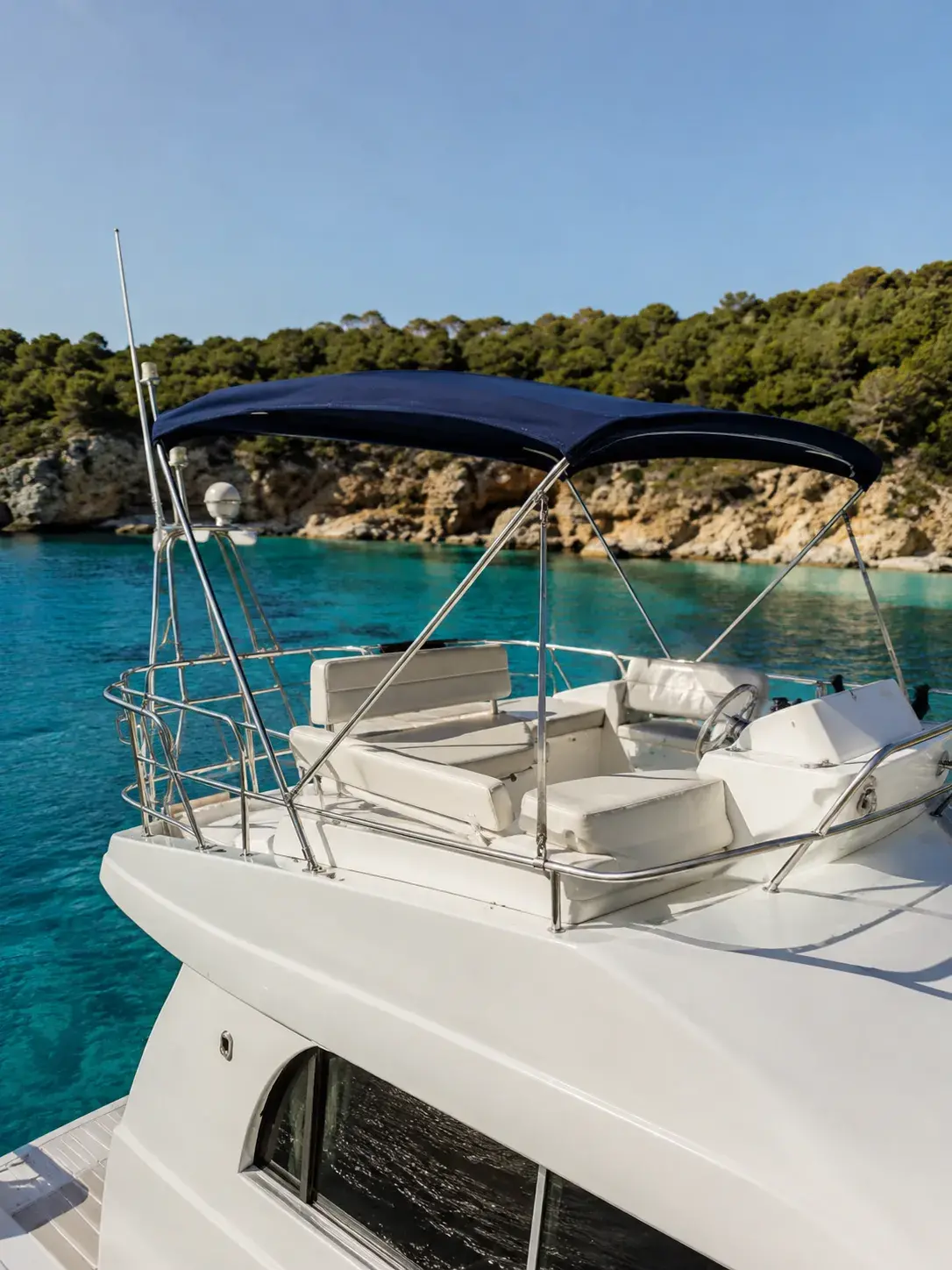 Flybridge con toldo bimini